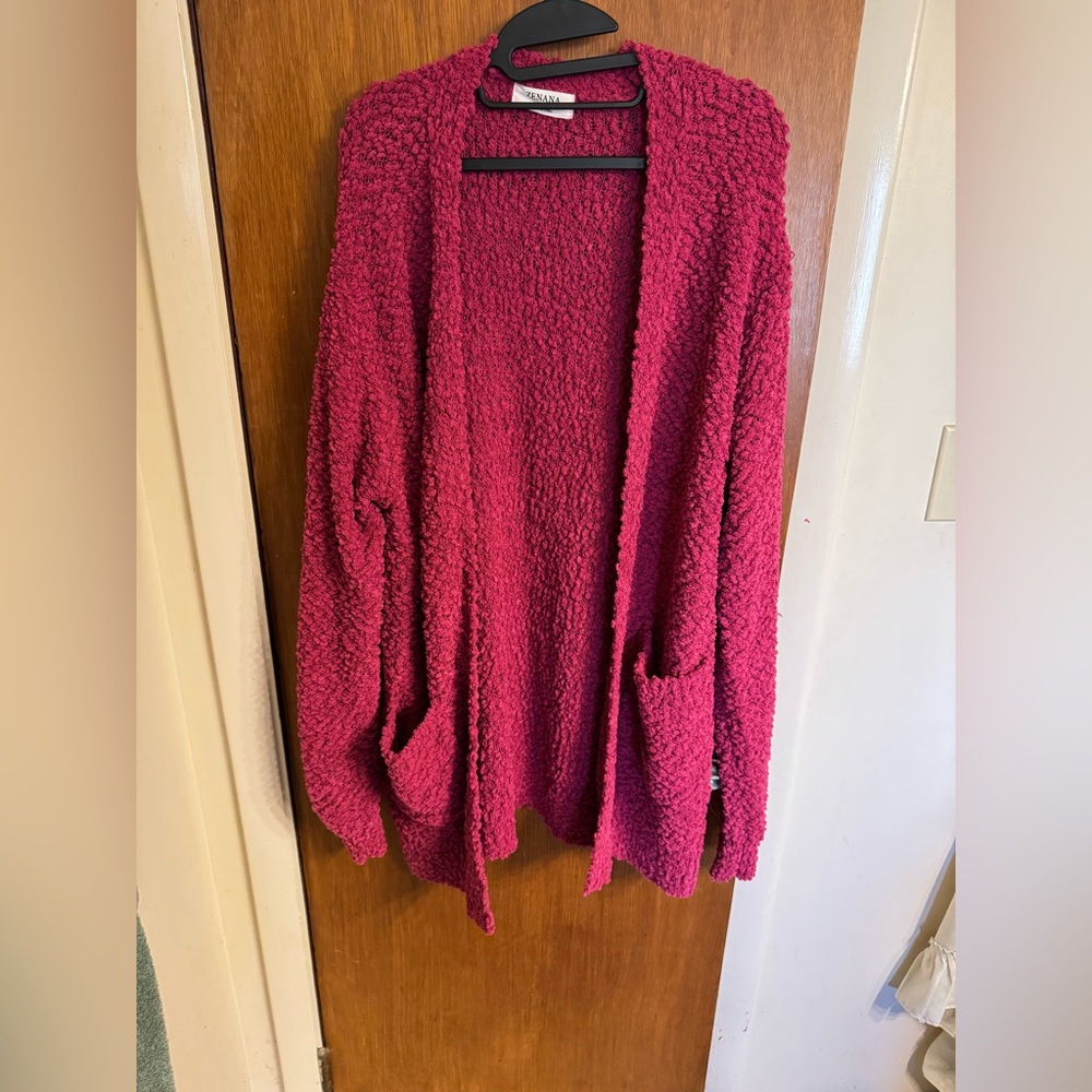 NWOT Zenana popcorn knit open front cardigan, size 1X, color is magenta